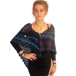 Vacker scarf handstickad åt dig